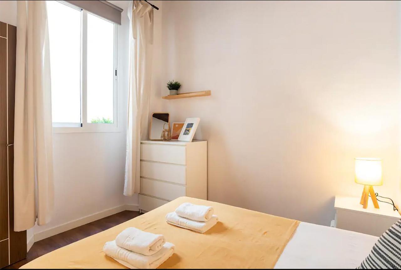Rustic & Nice Apartment In Malaga Center Bagian luar foto